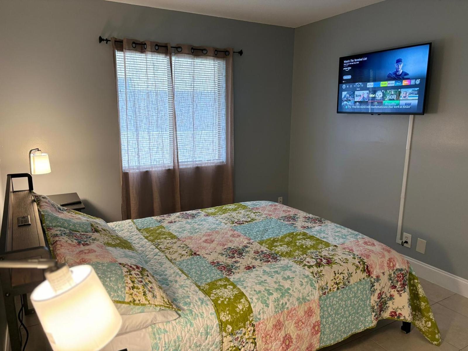 Coastal Breeze - 2Br Apartment West Palm Beach Exterior photo